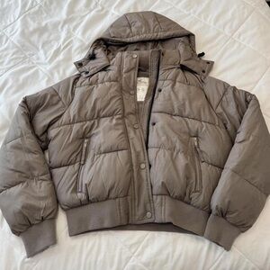 Hollister Taupe Puffer Jacket